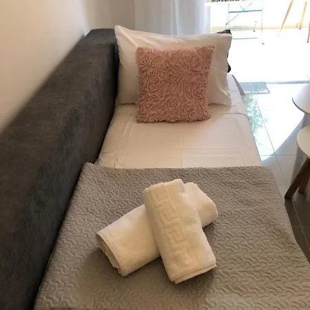 Nuovo 1 Corfu (city)