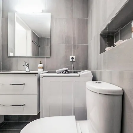 Nuovo 1 Corfu (city)