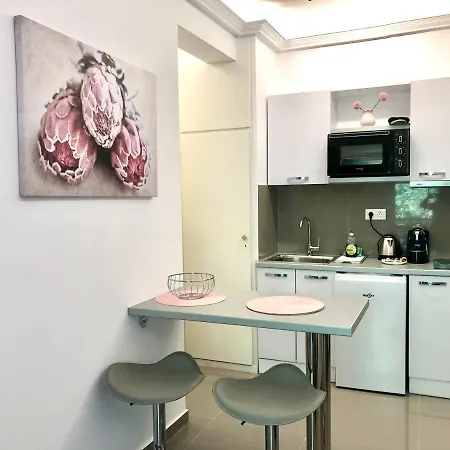 Nuovo 1 Corfu (city)